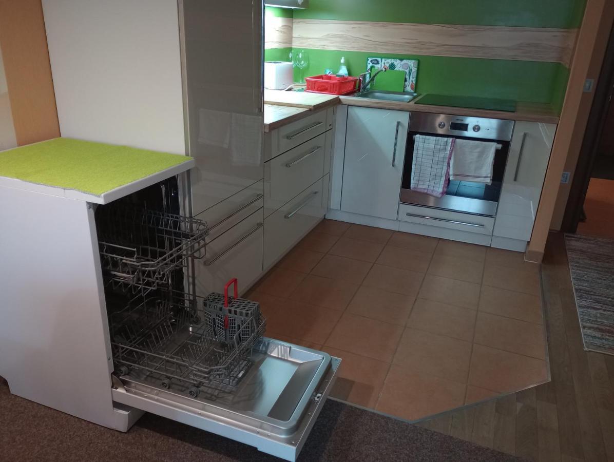 Apartman Rezidence Certovka 2121 Free Parking Garage KLV Exterior foto